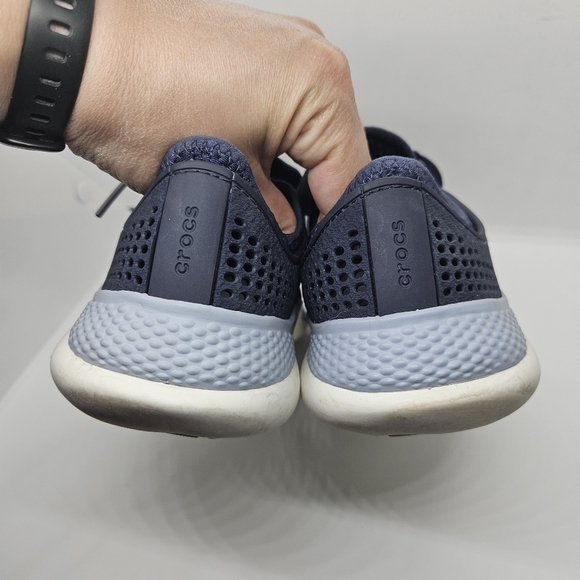 Crocs navy LiteRide 360 Pacer Sneaker size 8 - Picture 4 of 8